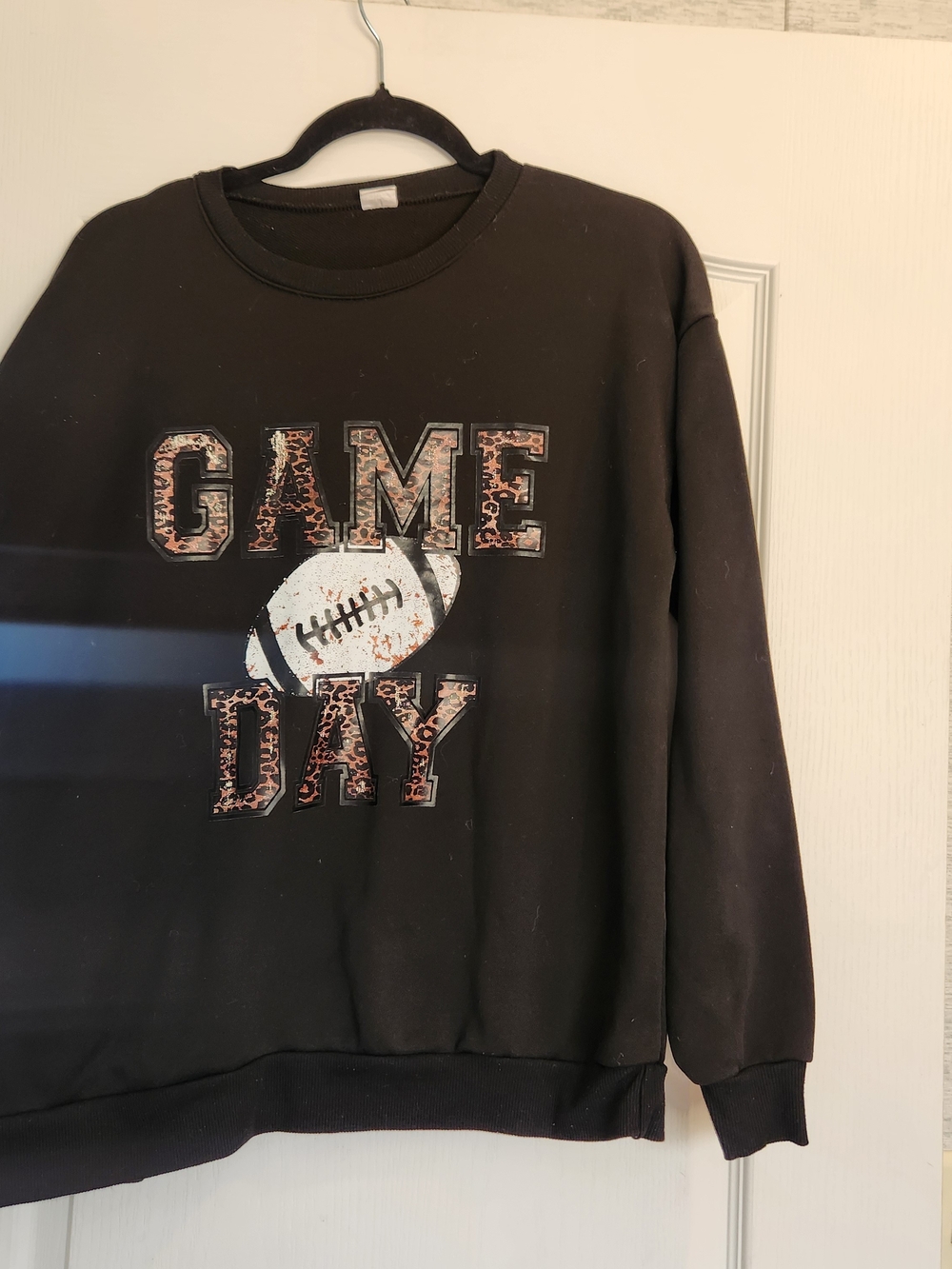 GAME DAY Black Graphic Crewneck Sweatshirt L Euc